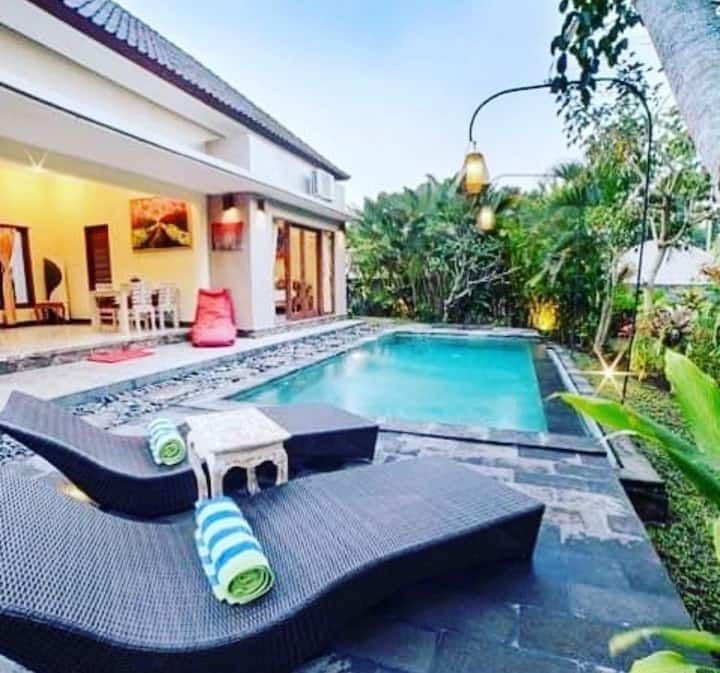 Rumah 5 Menit Dari Ubud Pusat - ウブド