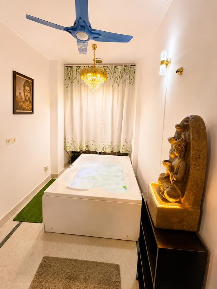 Sarita Homestay 2 Bhk With 2 Sitting Jacuzzi - Új-Delhi
