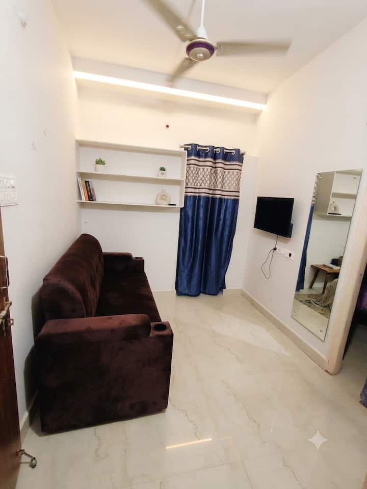 Couple Friendly 1 Bhk With Tv, Sofa Hall & Kitchen - Medchal