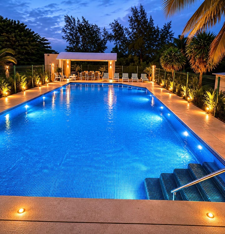 Casa Alado De La Playa Con Vista A Laguna - Cancún