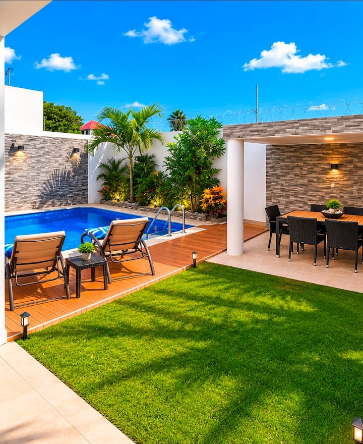 Casa De Lujo Alado De Plaza Cumbres Con Albeeca - Cancún
