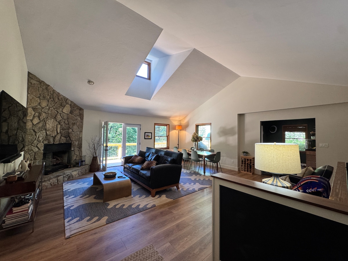 Moss & Fern: Private Room - Houses for Rent in Sapphire, North Carolina ...