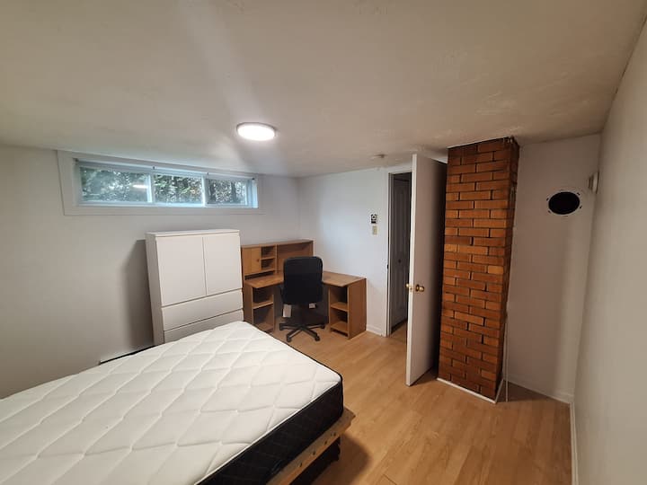 Chambre à Louer à Sherbrooke Près De L'université - Sherbrooke