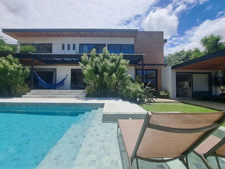 Mansão Mega Conforto Itanhangá Barra Da Tijuca - Rio de Janeiro