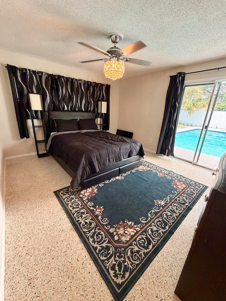Emerald House - Titusville, FL