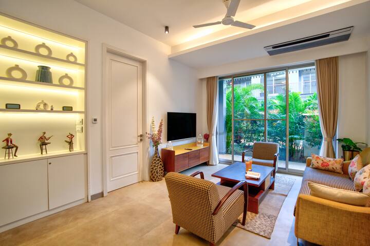 Living room image 3