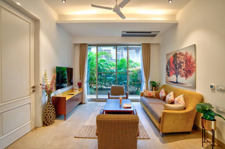 Living room image 4