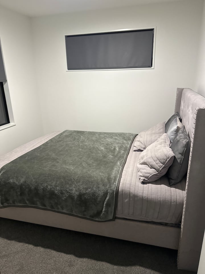 Travelling Looking For A Stay For Night Or 2,more - Rolleston