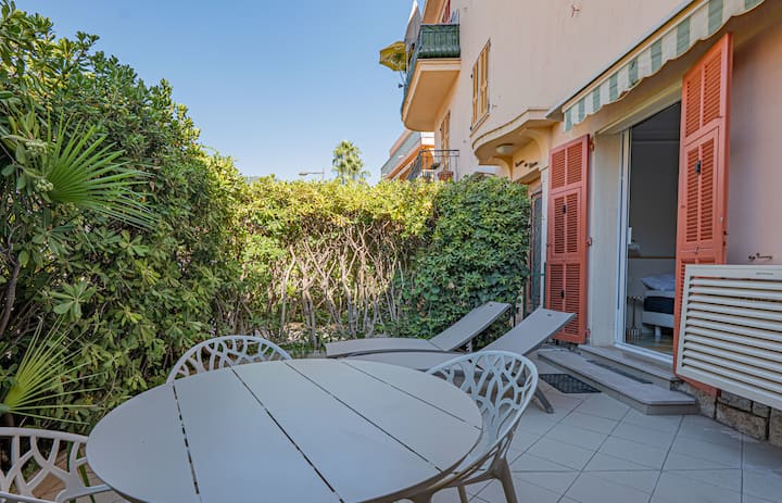 Studio Avec Terrasse - Plage à Pied - Roquebrune-Cap-Martin