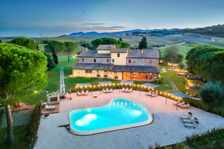 Casa Dera | Your Private Tuscan Village - Volterra
