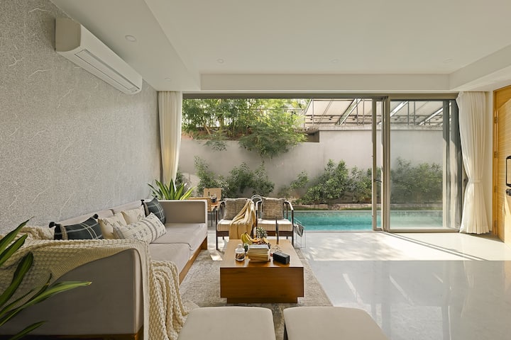 Living room image 1