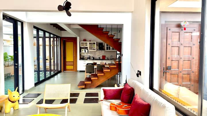 Living room image 1