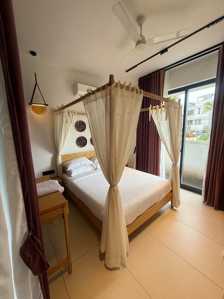 Bedroom 1 image 1