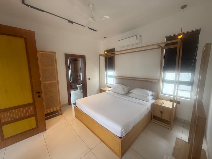 Bedroom 2 image 1