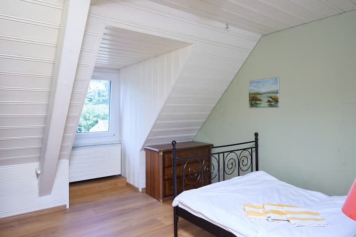Handwerker- / Studentenzimmer Mit Hotel Service - Biel/Bienne
