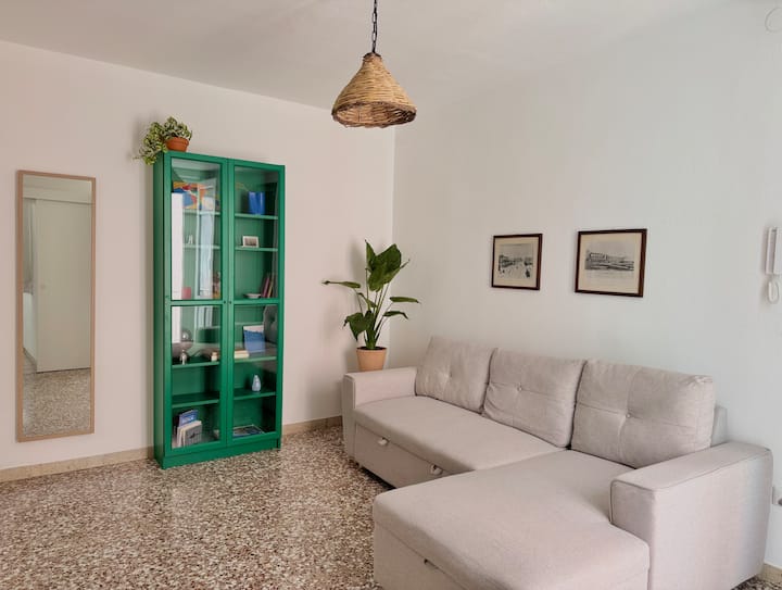 Მისაღები ოთახი