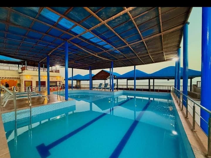 Hawksbay Resort - The Beach House - Karachi