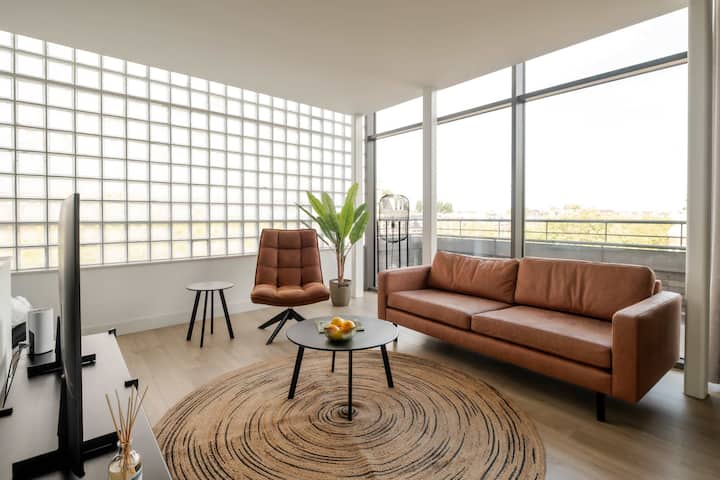 Beautiful Penthouse In The Centre W/ Free Parking - Rotterdam