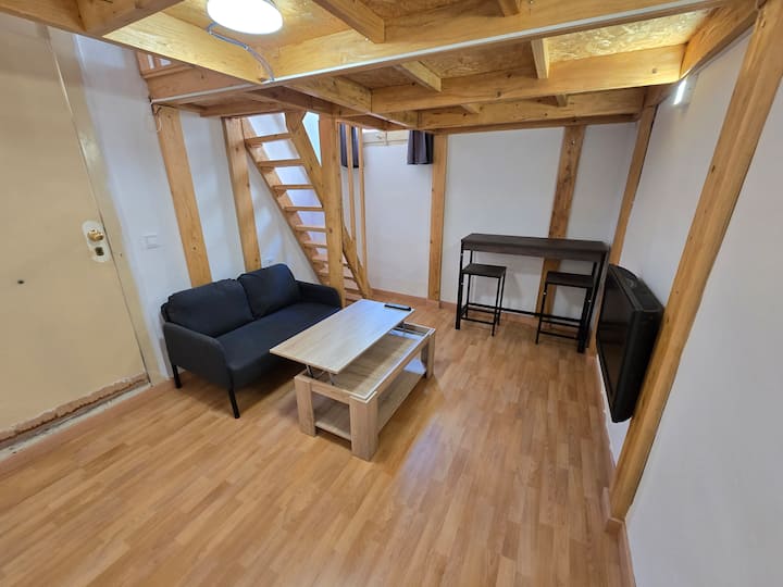 Tiny House 4, 100 Meters From La Rambla - Barcelona