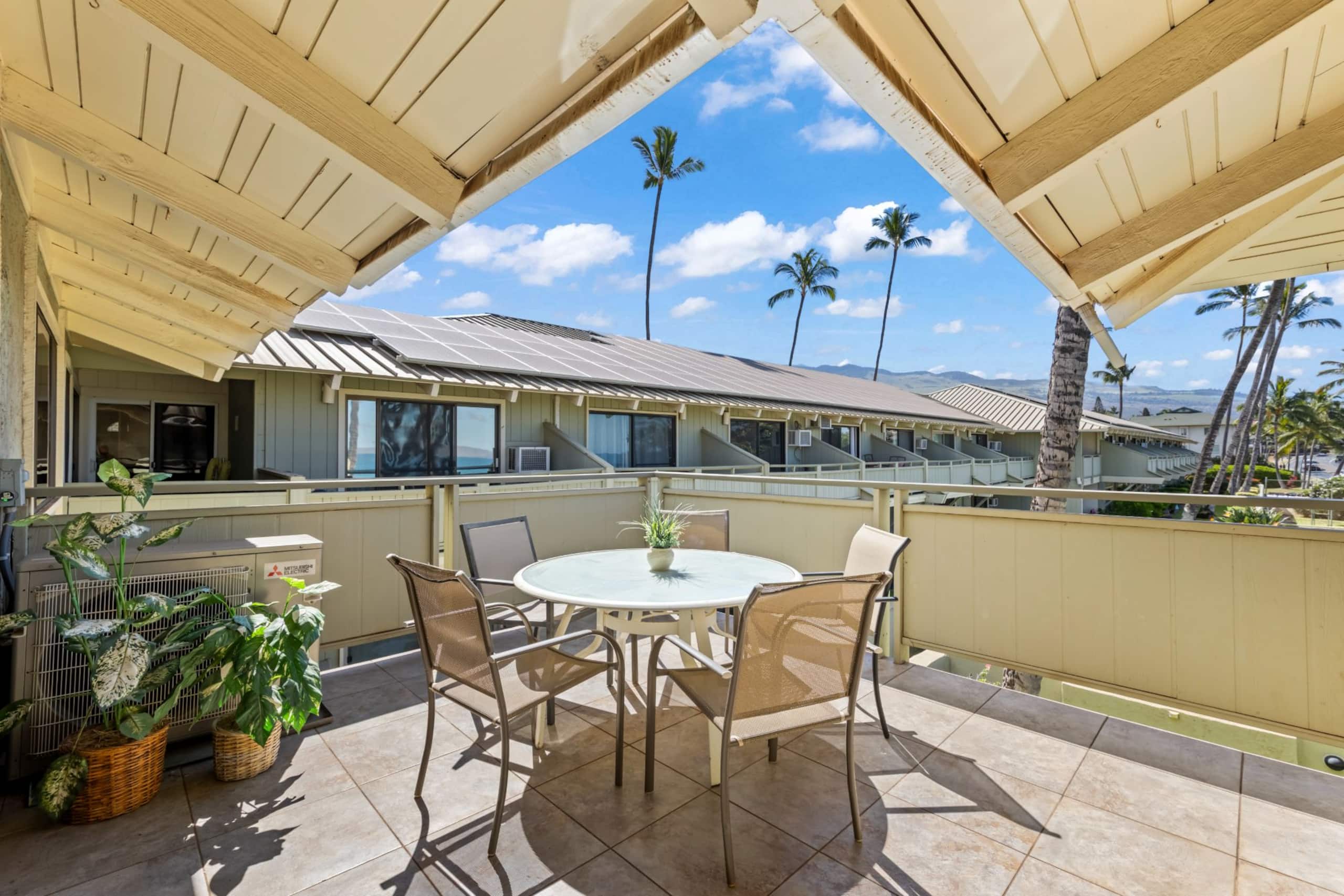 Condo in Kihei · ★4.71 · Studio · 3 beds · 2 private baths - Image 16
