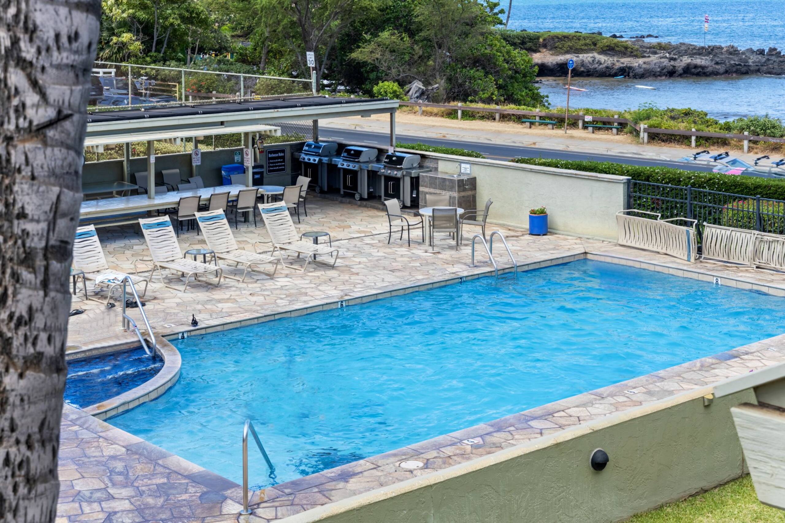 Condo in Kihei · ★4.71 · Studio · 3 beds · 2 private baths - Image 18