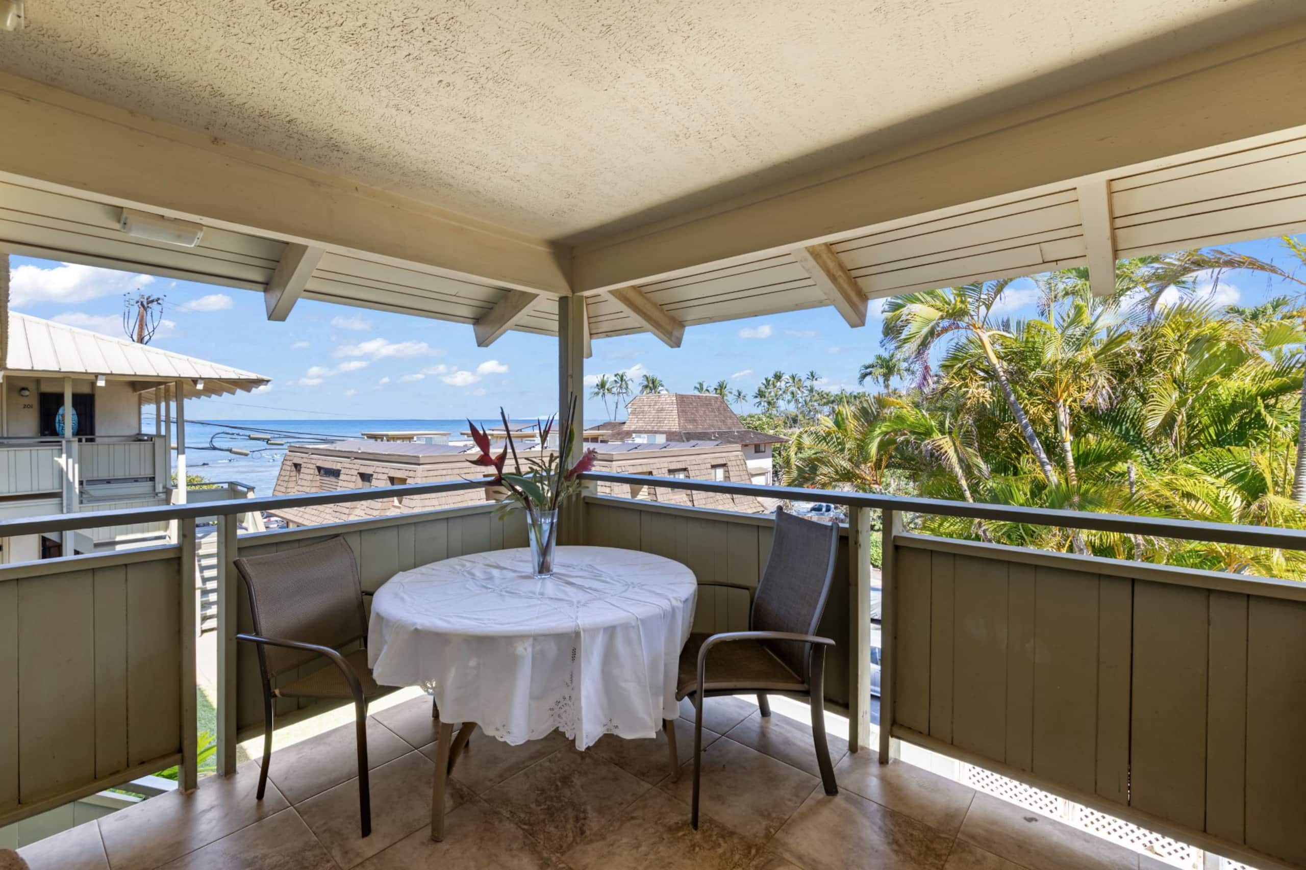 Condo in Kihei · ★4.71 · Studio · 3 beds · 2 private baths - Image 19