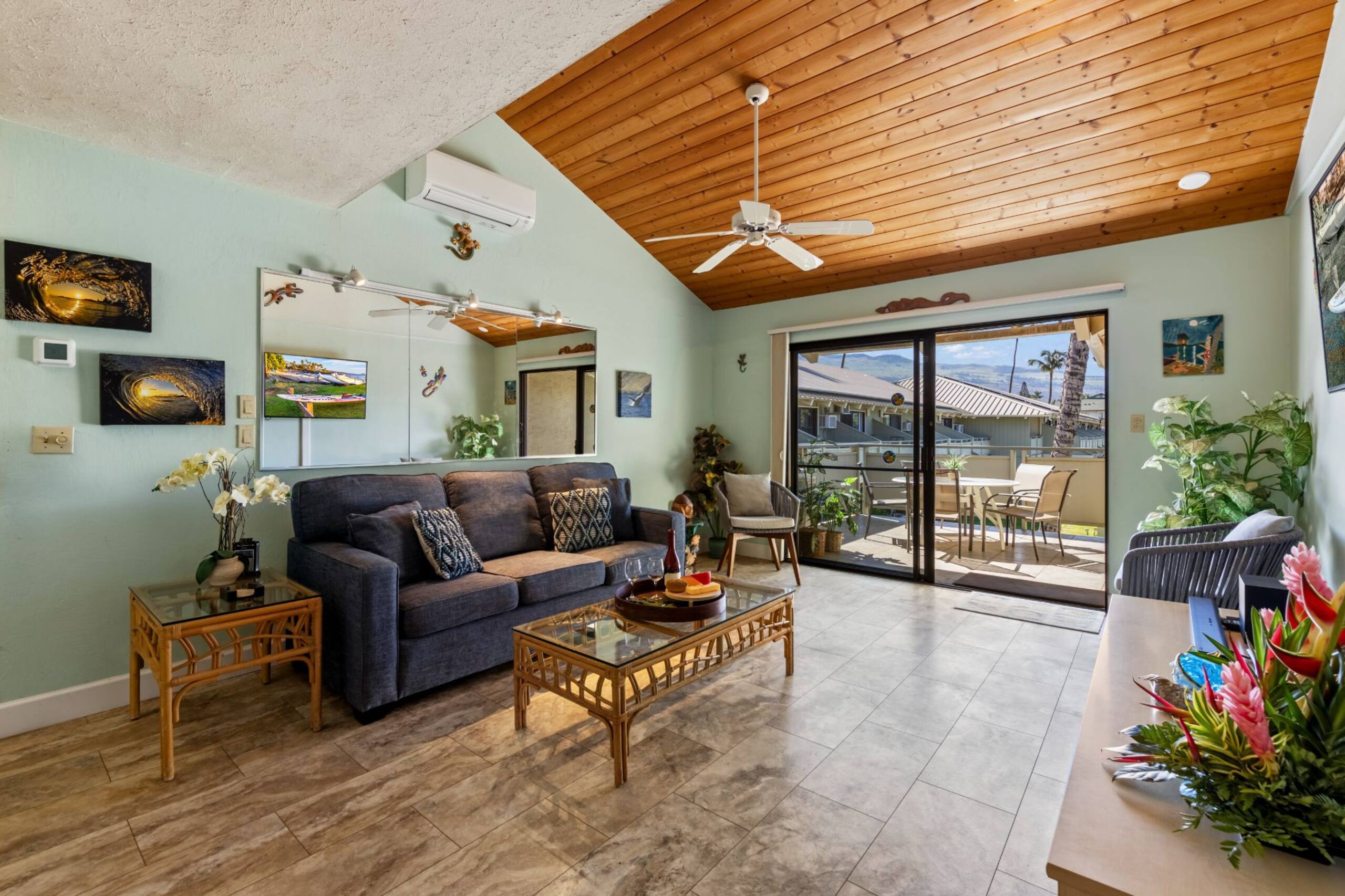 Condo in Kihei · ★4.71 · Studio · 3 beds · 2 private baths - Image 2