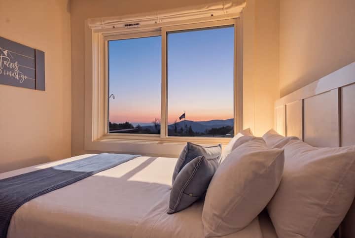Beech Mtn Studio | Wake To Long-range Mtn Views - Beech Mountain