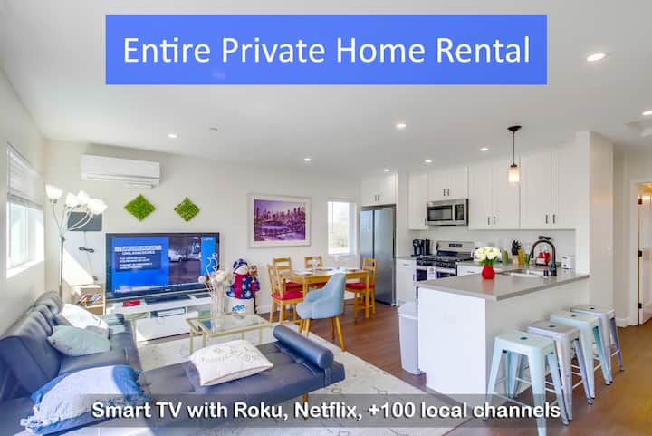 Home Near Downtown Sd Gaslamp & Beach 3-bed 3-bath - National City, CA