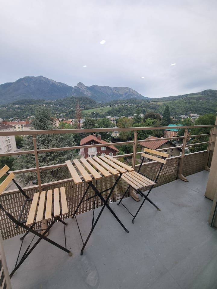 Vue Montagne 52m² 6 Personnes Centre Ville - ibis Styles Albertville