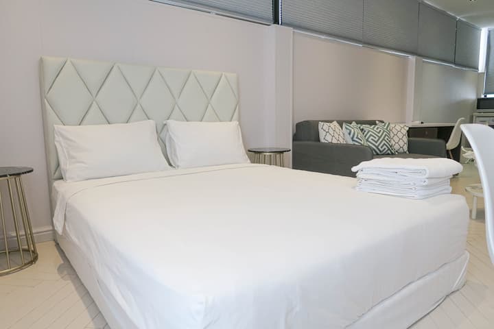 Comfy Studio Apt /Wifi @ Somerset/orchard Area - Singapore