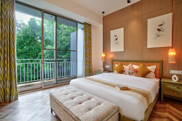 Bedroom 1 image 2
