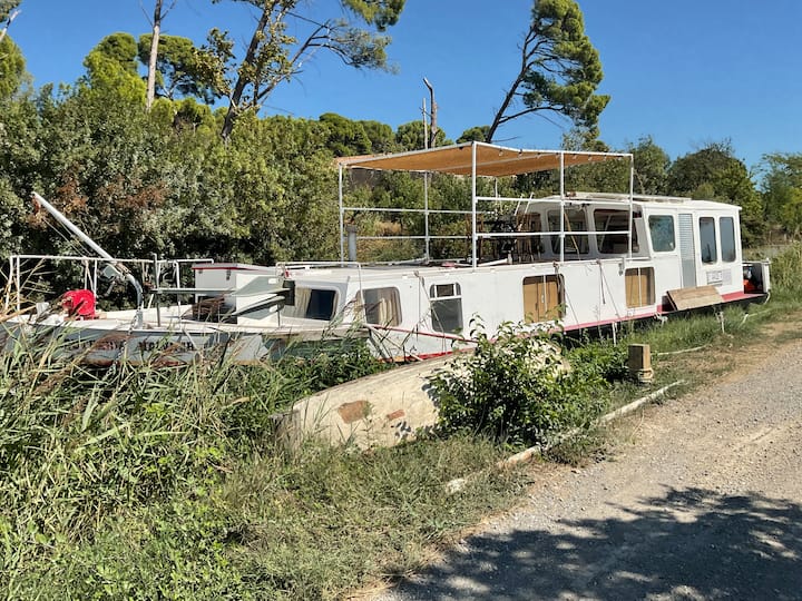 Péniche Insolite Sur Le Canal Du Midi - Hérault