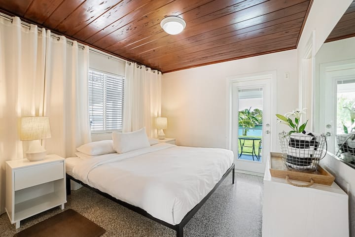 Bayview One Bedroom - Venice, FL