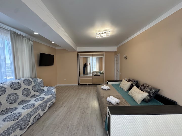 Stylish & Cozy Apartment&nbsp;In The Heart&nbsp;Of The City - Kisjenő