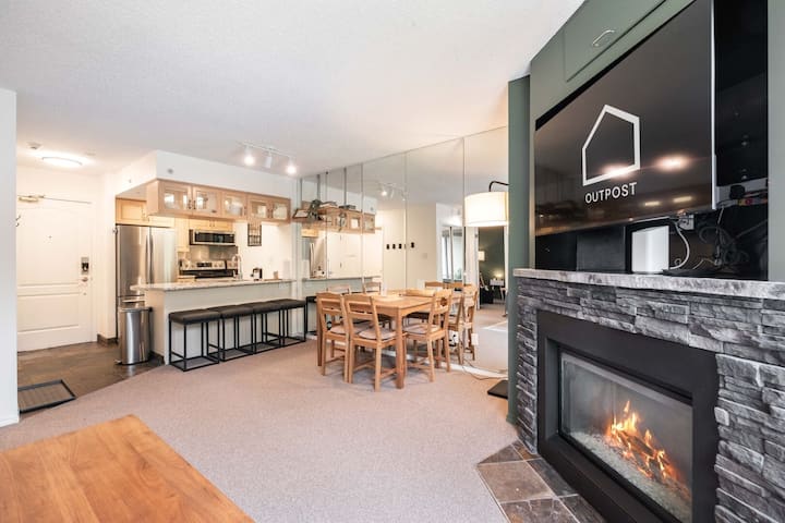 Mountain Views | Ski-in/out | Pool, Hot Tub & Gym - Whistler