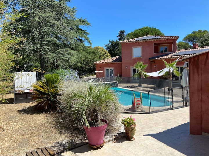 Studio Indépendant Tout éQuipé Dans Belle Villa - Nîmes