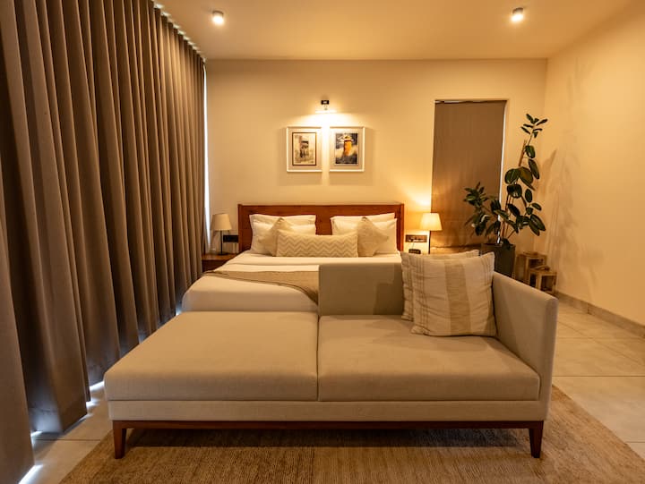 Bedroom 1 image 1