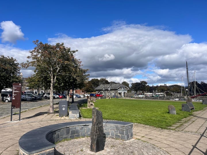 Peaceful Apartment By The Harbour In Porthmadog - Borth Y Gest