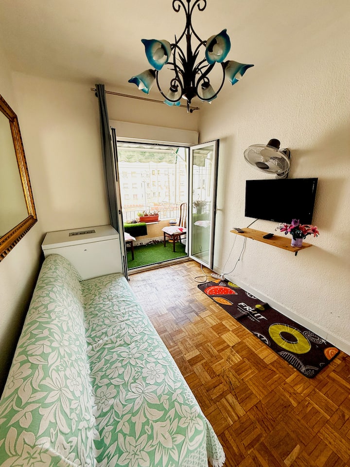 Best Bed In Best Room Next To Wanda Metropolitano - Madrid
