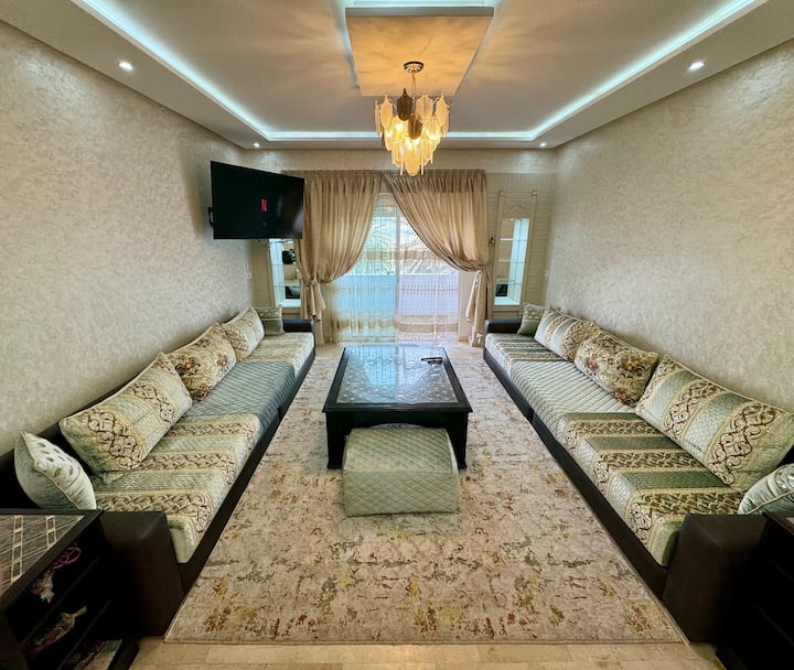 Marina Family Retreat With Unbeatable Beach View - Agadir