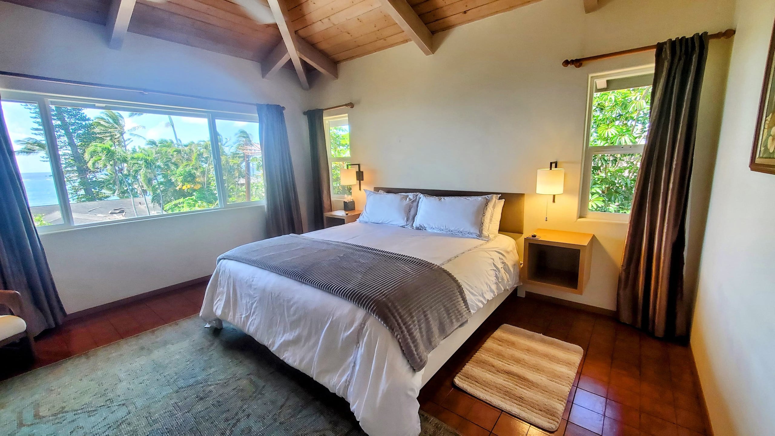 Home in Paia · ★4.84 · 2 bedrooms · 3 beds · 3 baths - Photo 7