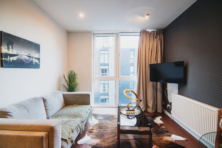 Oswald Street Retreat | Central Glasgow - Glasgow Central Station