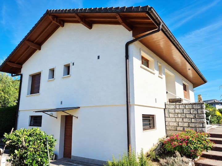La Maison D'à-côté
Parking|calme|gare - Annemasse