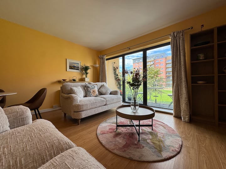 Bright 2-bed Apt | Close To Airport | City Links - Malahide