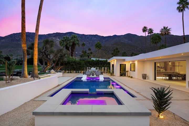 Sunset House At Indian Canyons - Palm Springs, CA