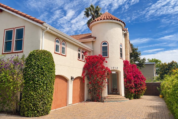 Artful Mediterranean Near Sfo | Office + Parking - 伯靈格姆