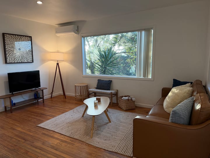 Beautiful Home Nestled In Historic Adams Hill - Los Angeles