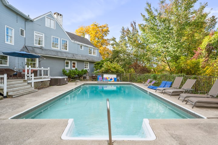 7br Summer Stay, Pool, Hot Tub, Bbq, West Point - Beacon, NY
