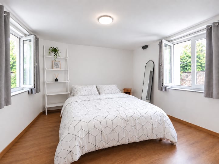 Central And Cozy Studio In Brussels - Ixelles